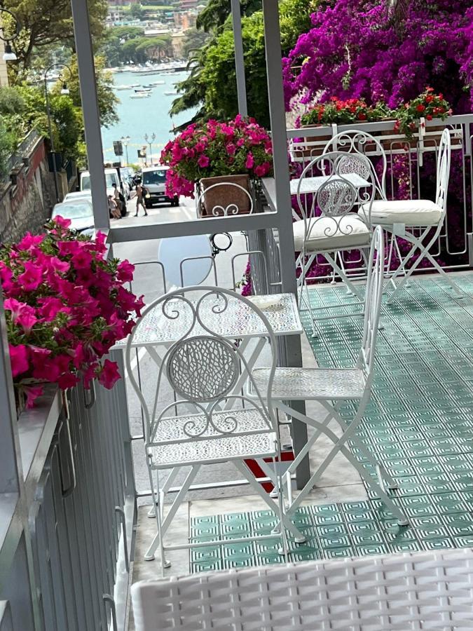 Welcome Riviera -Torre D'Avorio Appartamento 126 Mq Piu'Terrazzo25 Mq - Totalmente Rinnovato- 250 M Dal Centro - Parcheggio A Pagamento 15 Euro Al Giorno Da Prenotare In Anticipo Salvo Dispo -Parking At 15 Euro Per Day To Be Booked In Advance If Avai Rapallo Dış mekan fotoğraf